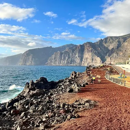 Luxury Penthouse With Breathtaking Views And Huge Private Terraces Lägenhet