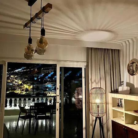 Luxury Penthouse With Breathtaking Views And Huge Private Terraces Пуэрто-де-Сантьяго