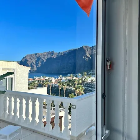 Appartamento Luxury Penthouse With Breathtaking Views And Huge Private Terraces Puerto de Santiago (Tenerife)