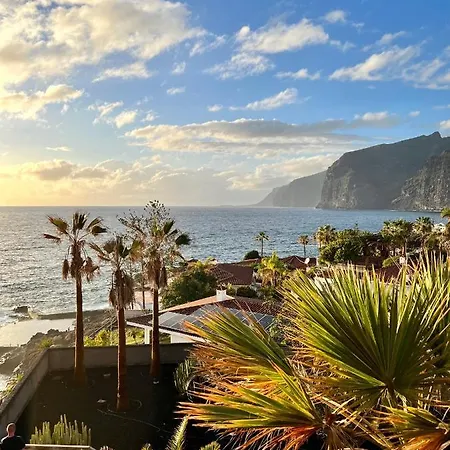 Luxury Penthouse With Breathtaking Views And Huge Private Terraces Appartamento