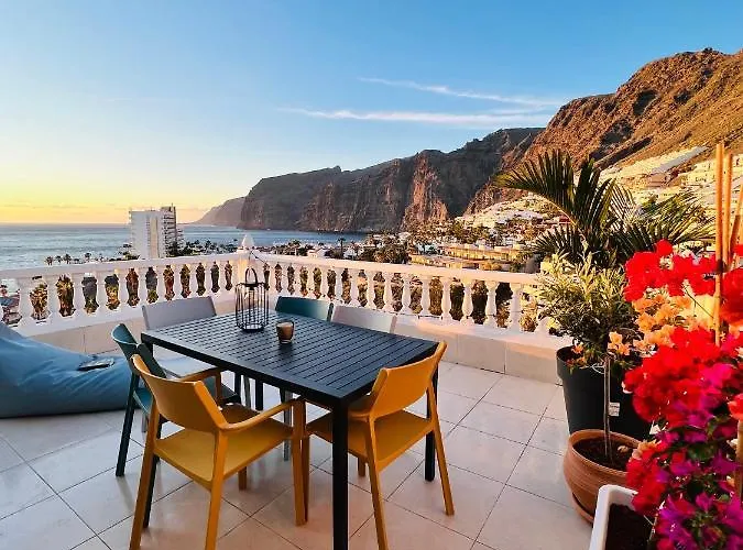 Luxury Penthouse With Breathtaking Views And Huge Private Terraces アパート プエルト・デ・サンティアゴ