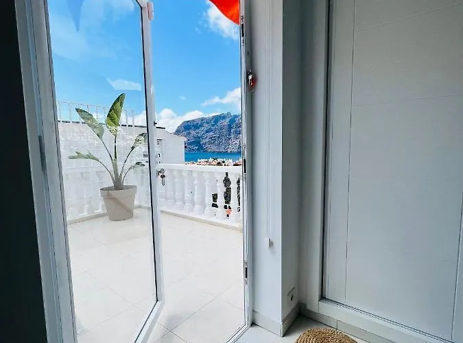 Luxury Penthouse With Breathtaking Views And Huge Private Terraces דירה פוארטו דה סנטיאגו